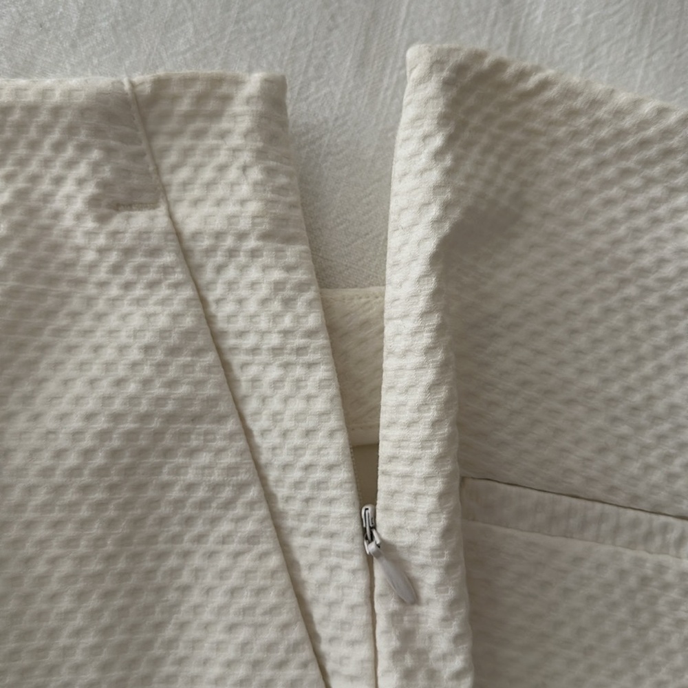Textured Shorts - Picture 11 of 12